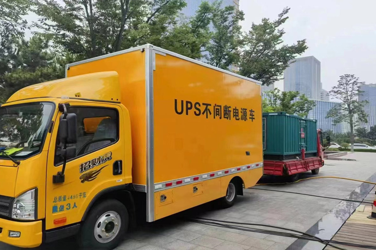 金秀发电机租赁施工现场