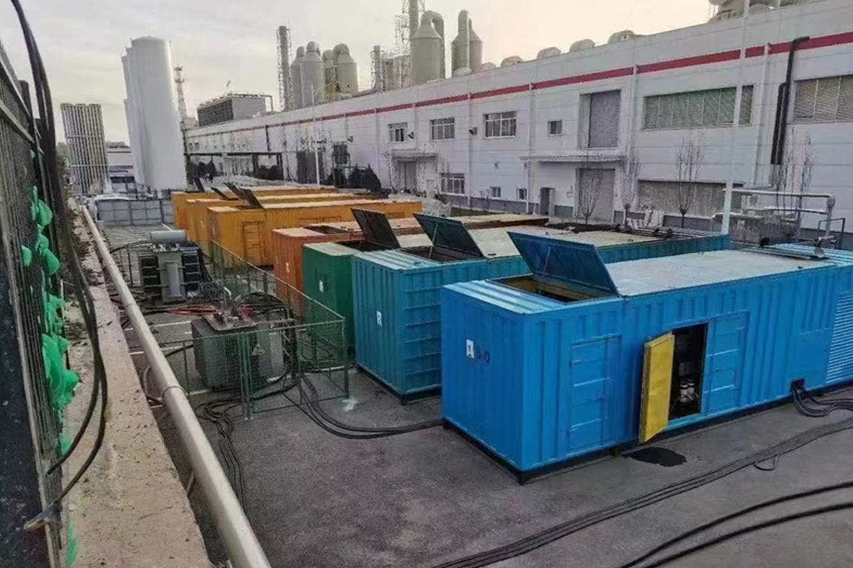 金秀发电机租赁施工现场
